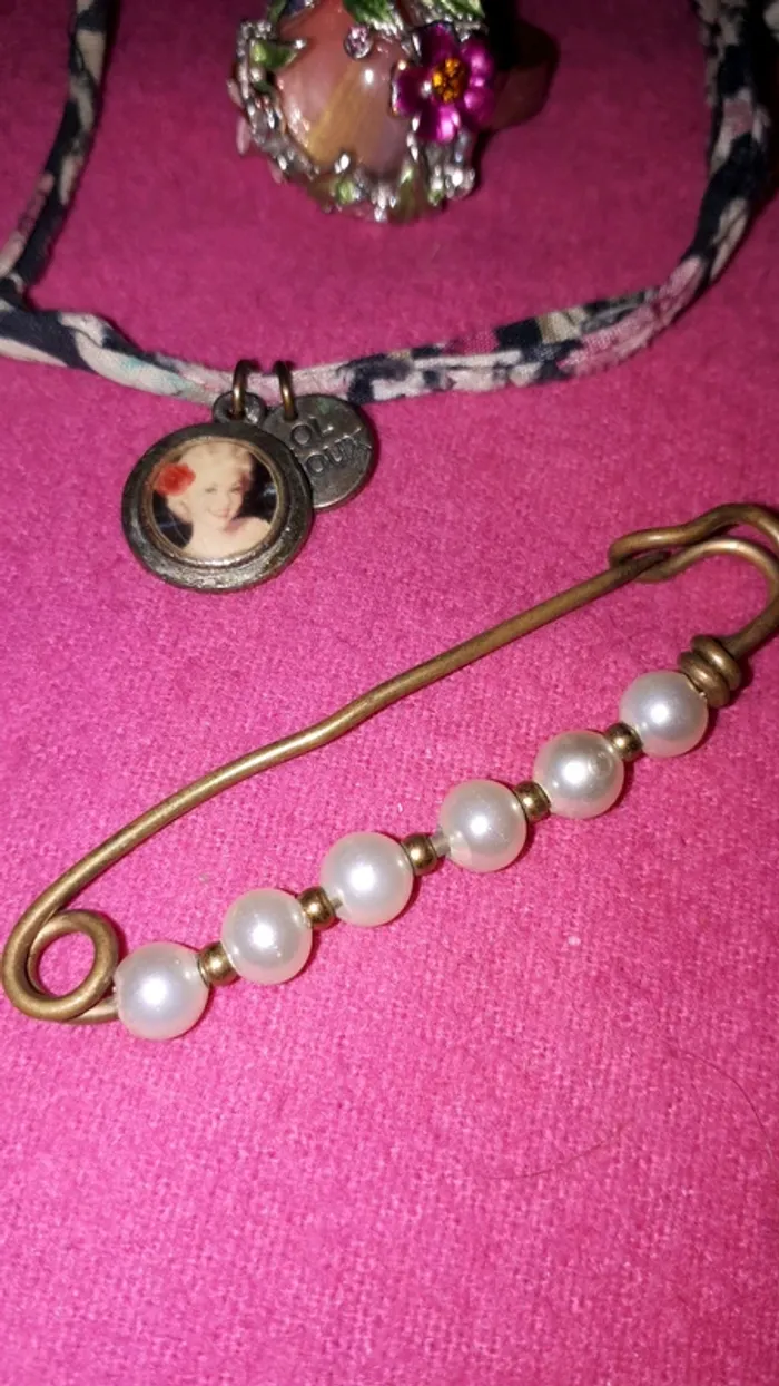 Lot de bijoux vintage - photo numéro 3