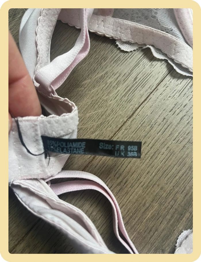 Soutien gorge - photo numéro 3