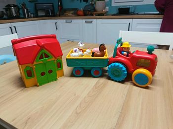 Tracteur d'éveil musical