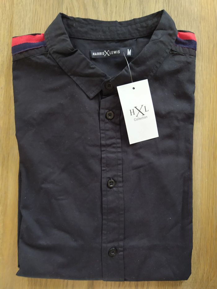chemise noire NEUVE taille M 40