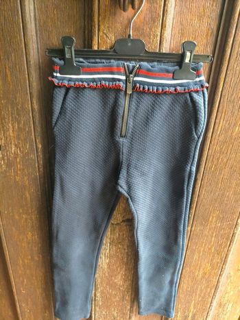 Joli pantalon IKKS 8 ans