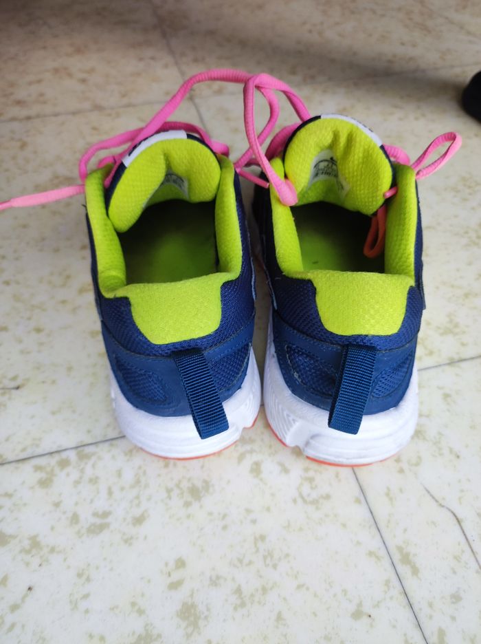 Baskets Nike Femme très bon état 37.5 - photo numéro 2