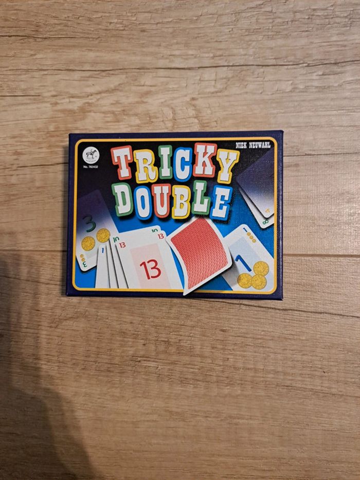 Jeu de cartes tricky double