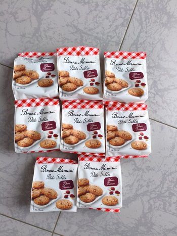 Lot petits sablés rhum raisins 