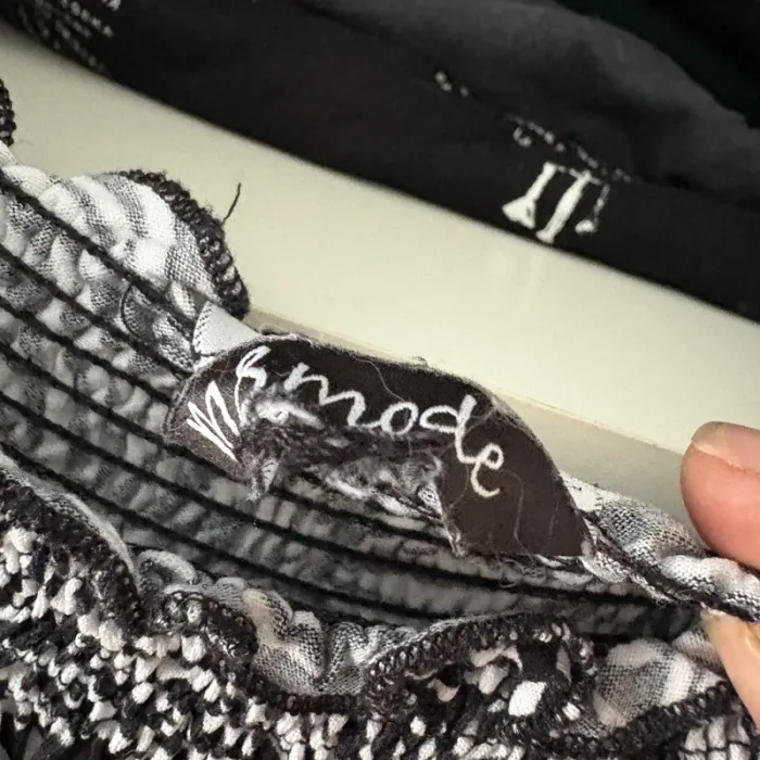 T-shirt Ms Mode • noir & blanc • 52 🌼 - photo numéro 4