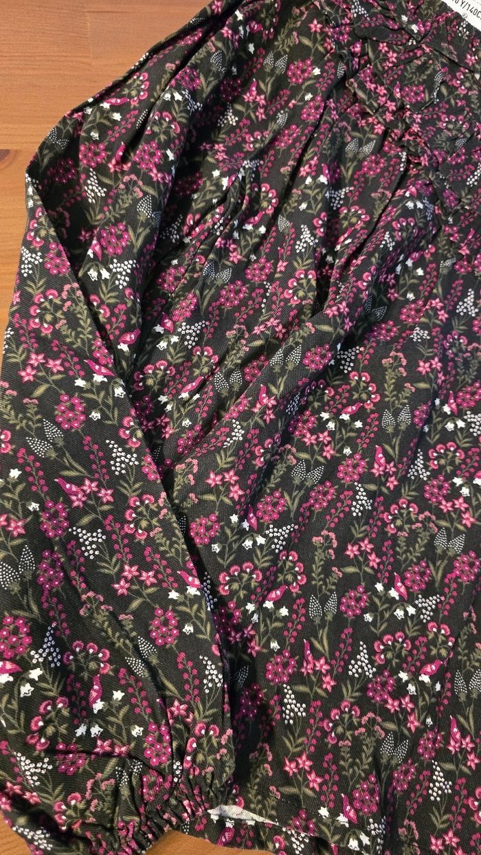 Neufs (non portés) 🏷🌺 superbe  ensemble blouse ml et short velours 10 ans fille🌺 - photo numéro 5