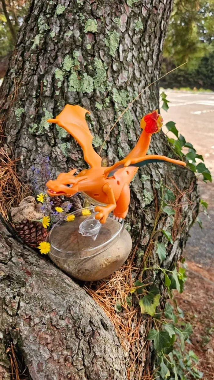 Super grande figurine Pokemon Nintendo Dracaufeu interactif - photo numéro 4