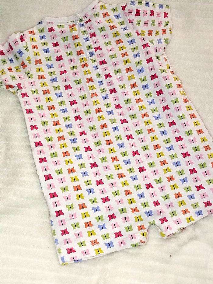 Tex Body Combi -Short Fille 9 mois NEUF - photo numéro 2