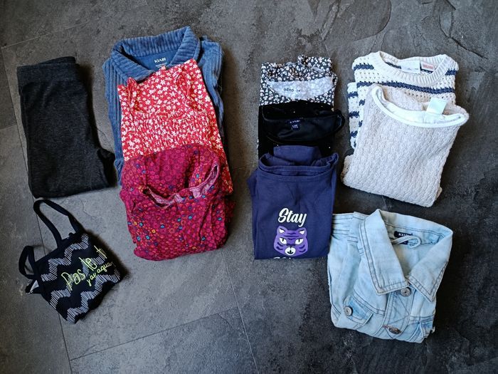 Lot de vêtements ×11 en 4 ans - photo numéro 1