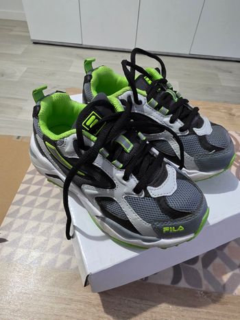 Baskets Fila Ray Tracer (Taille 29)