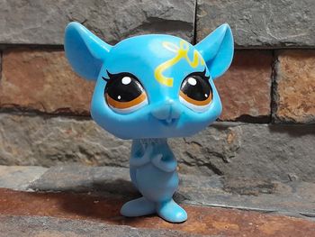 Figurine Petshop.  C Paris