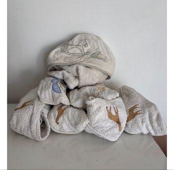 7 serviettes bébé 