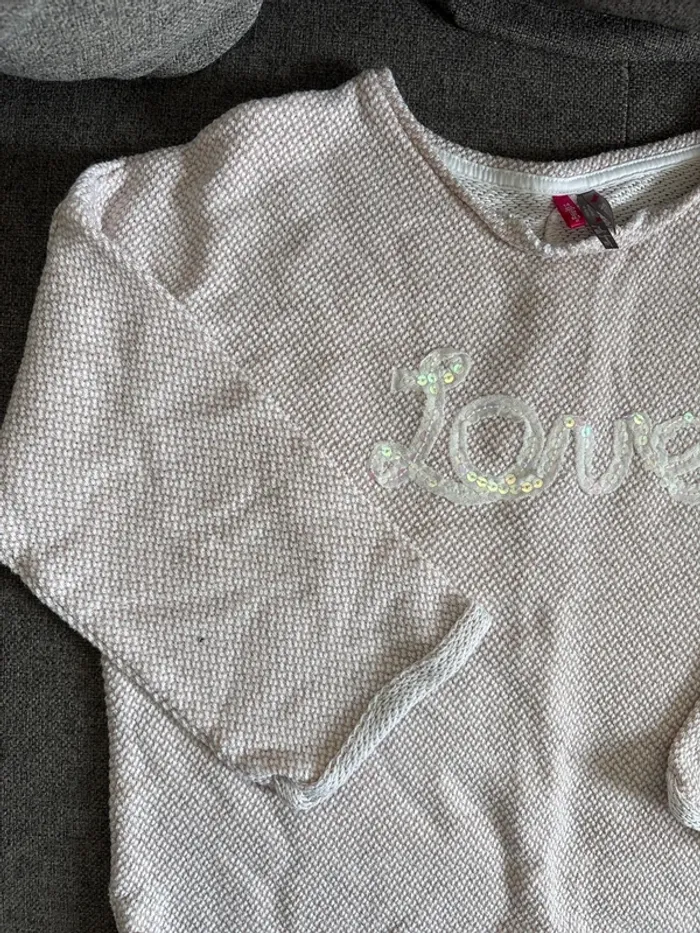 Pull rose clair LOVE– Orchestra – 14 ans - photo numéro 5