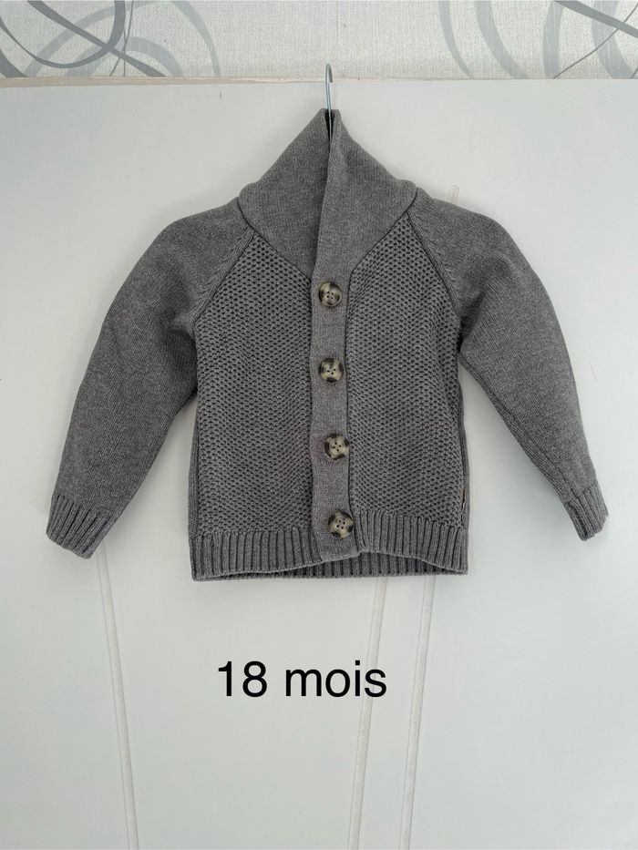 Gilet gris 18 mois