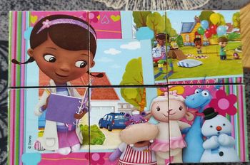 Puzzle cubes 6 faces - 6 cubes / Dr La Peluche - Disney