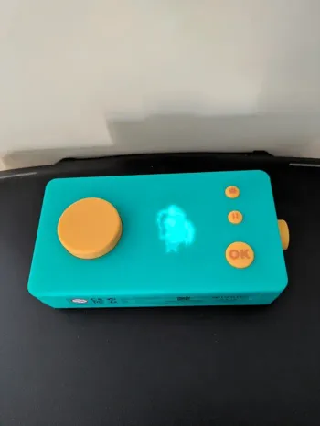 Fabrique à histoires Lunii V1 avec 157 histoires