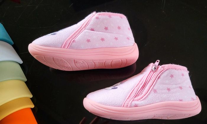 Chaussons minnie - photo numéro 3