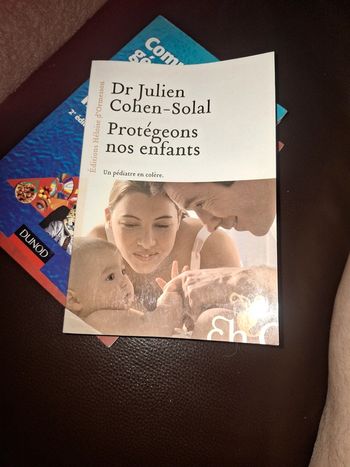 Livre protégeons nos enfants
