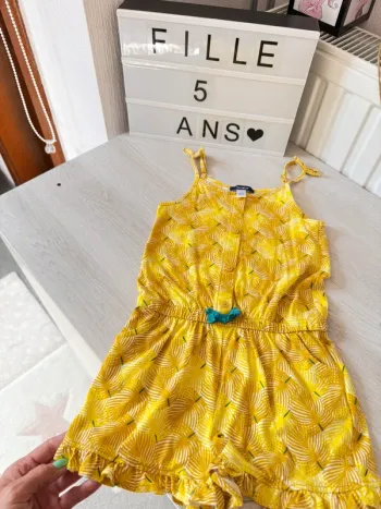 Jolie combi short Okaïdi jaune 5 ans