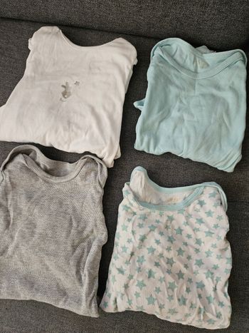 Lot 4 bodys manches longues