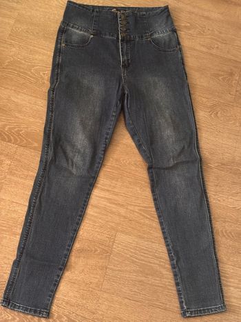 Jean bleu foncé, taille haute slim taille 40