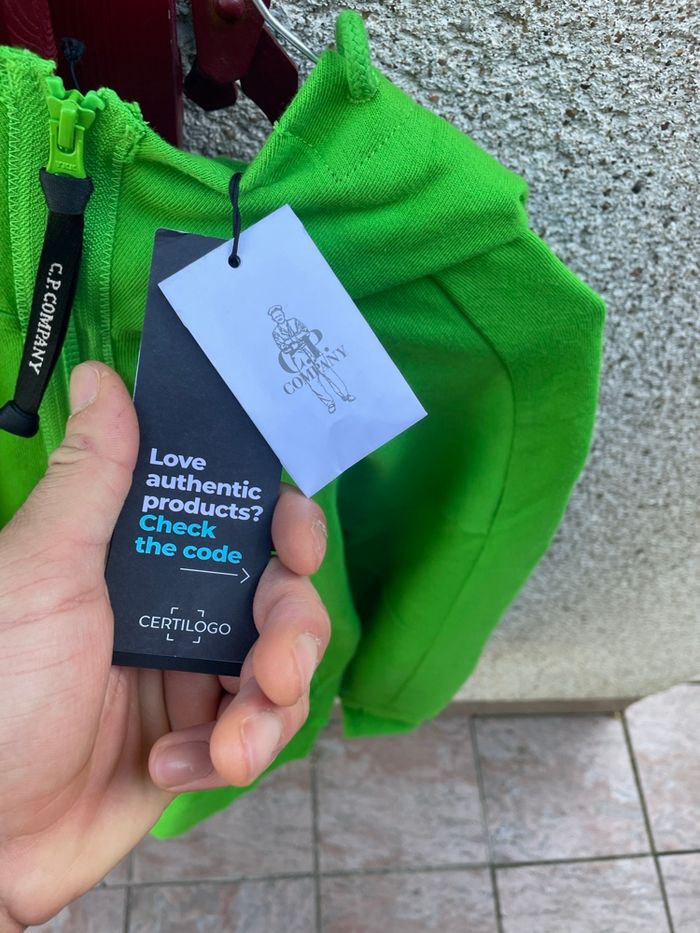 - Sweat à capuche cp company vert claire - photo numéro 5
