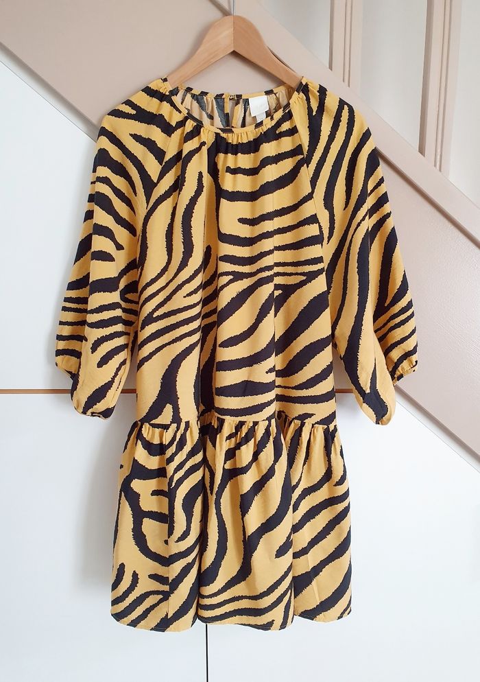 Robe tigrée jaune H&M T. S