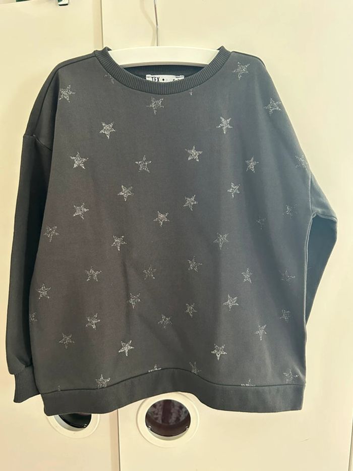 Sweat gris motif étoile taille 6/7 ans - photo numéro 3