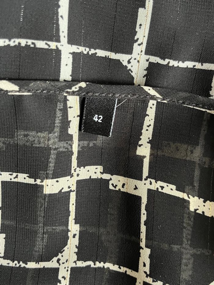 Jolie blouse manches longues en voile noir et or chic avec top bretelles noir 42 comme neuve - photo numéro 7