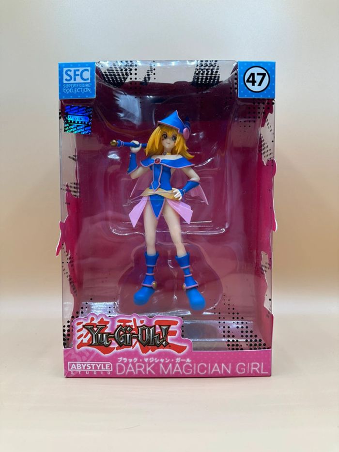 Abysse Corp Yu-GI-OH! - Figurine "Magicienne des ténèbres