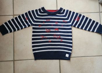 Pull taille 2 ans