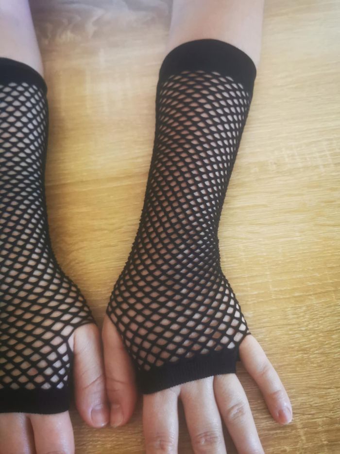 Paire de gant mitaine resille **NEUF** noir taille unique punk gothique grunge - photo numéro 2