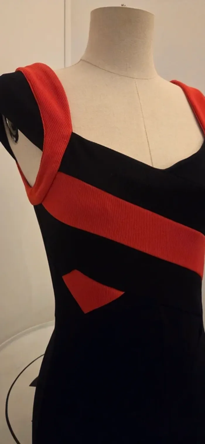 Robe noire et rouge graphique – Morgan – T. XS (34) - photo numéro 6