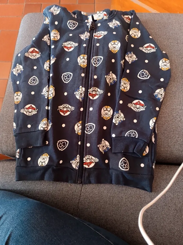 Veste pat patrouille taille 7/8 ans - photo numéro 2