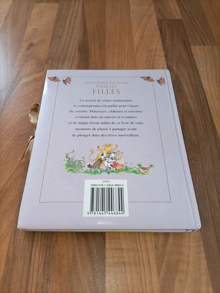 Livre Histoires du soir pour les filles - photo numéro 13