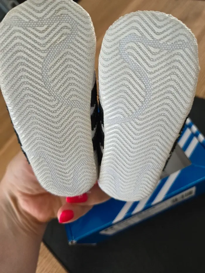 Adidas superstar - photo numéro 3