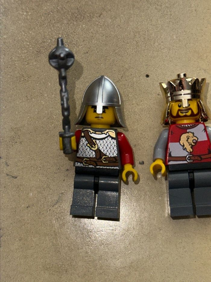 3 Figurines Lego Type médiéval - photo numéro 4