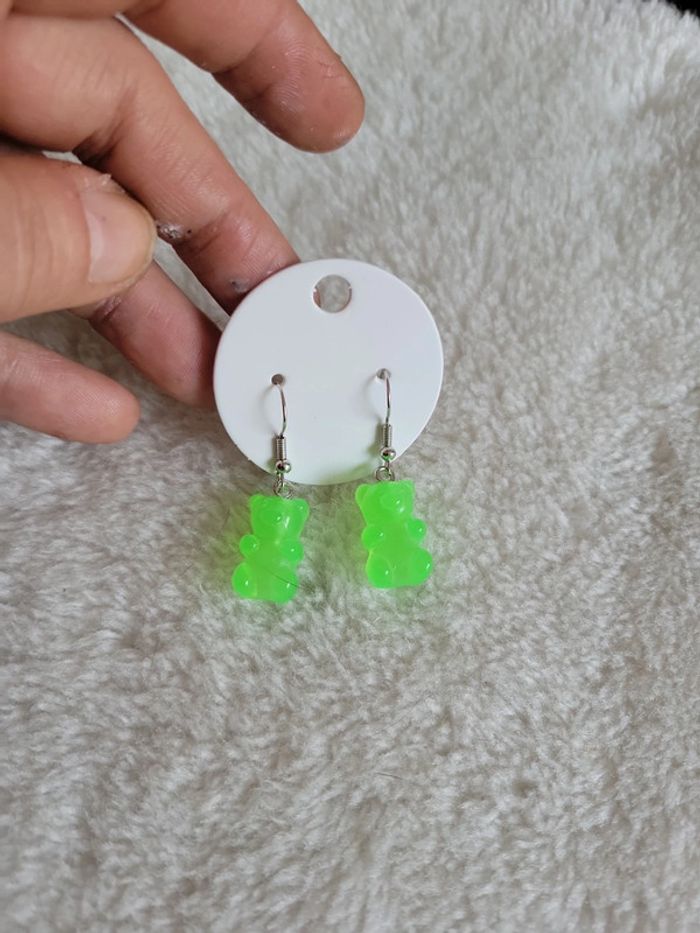 Boucles d'oreilles haribo vert fluo - photo numéro 3