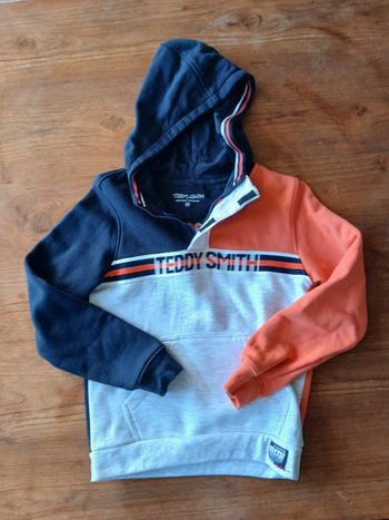 Sweat Teddy Smith
