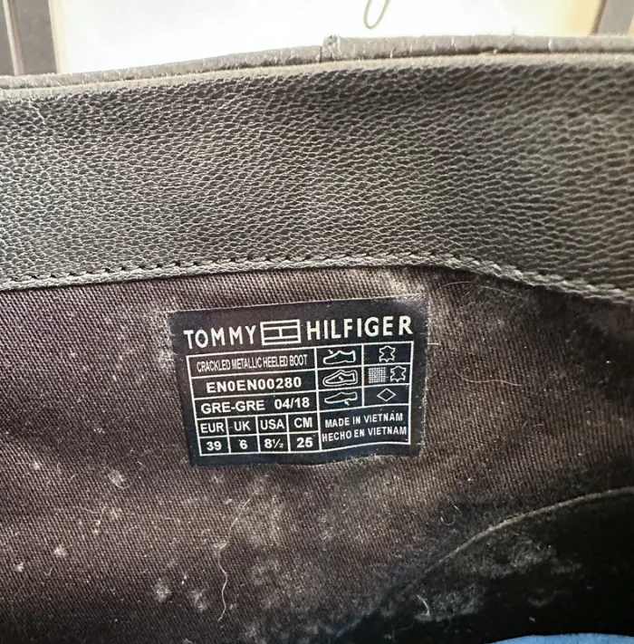 Bottines Tommy Hilfiger noires à talons pointure 39 - photo numéro 7