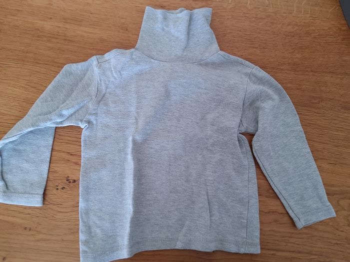 Maillot gris col roulé