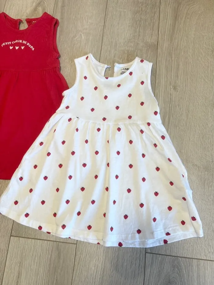 Lot robe 18mois Kiabi - photo numéro 3