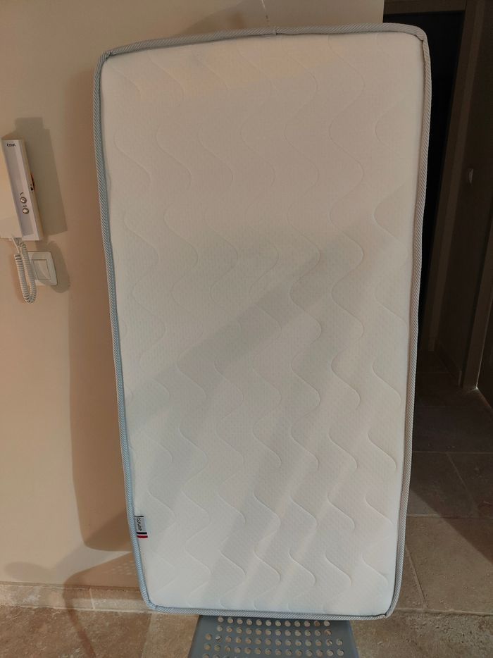 Lit bb+ matelas 60*120. - photo numéro 2