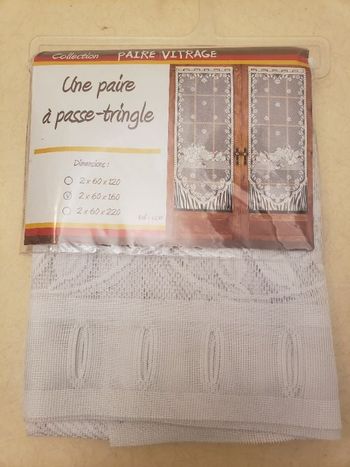 Lot de 2 rideaux neufs
