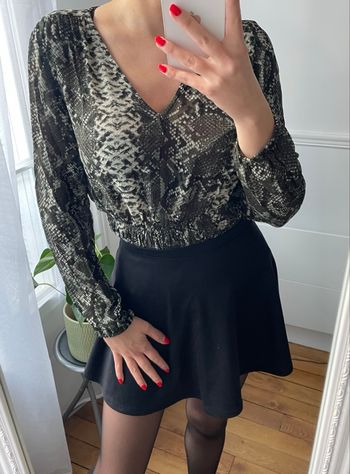 Blouse motif serpent verte/noir - Taille 34