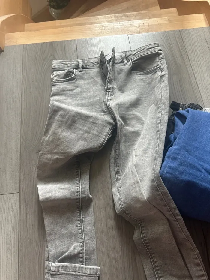 3 👖 taille M/L - photo numéro 3