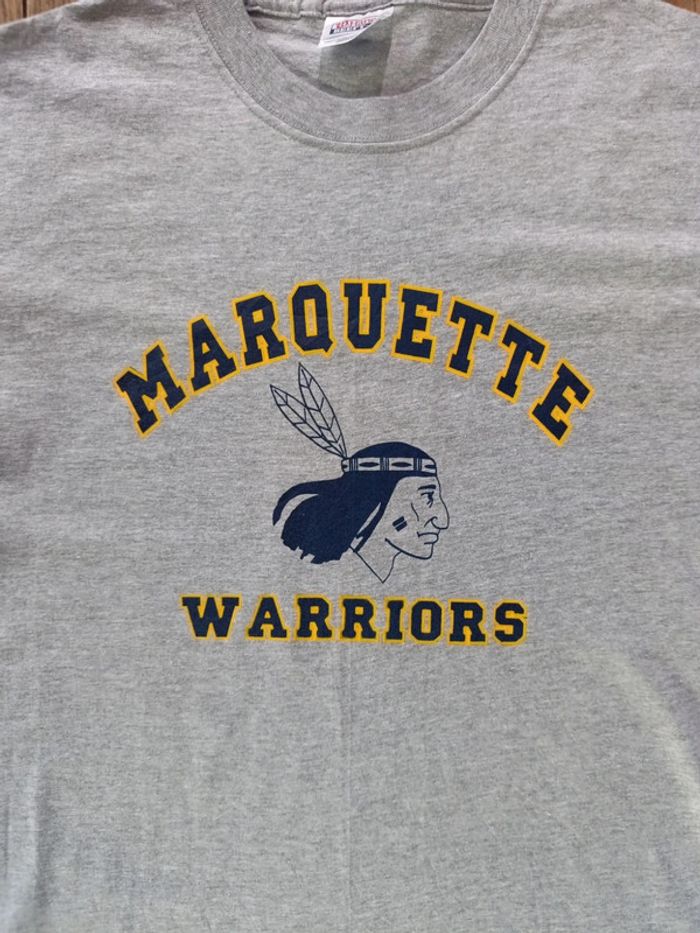 T-shirt vintage 90's rare Marquette Warrior L - photo numéro 2