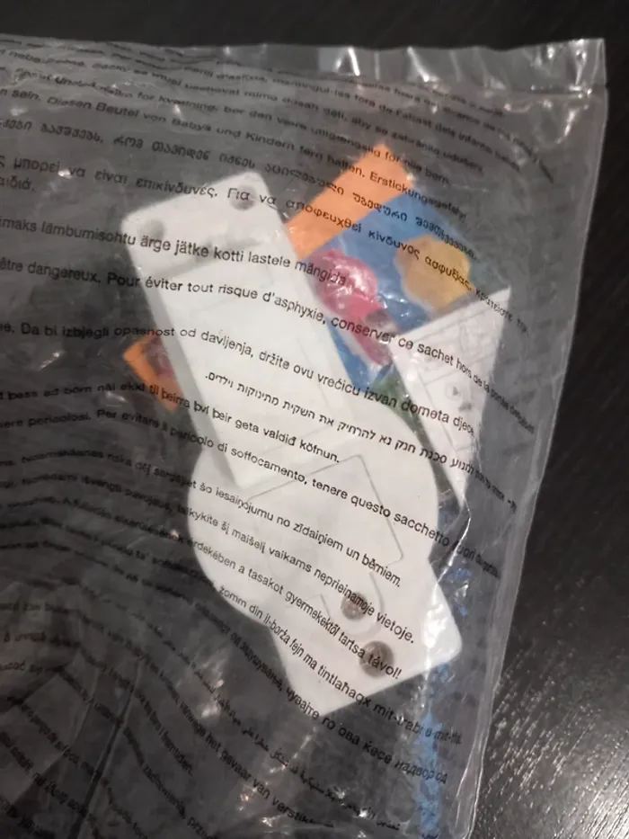 Mcdonald's lecteur musique Girls Aloud Happy meal NEUF - photo numéro 2