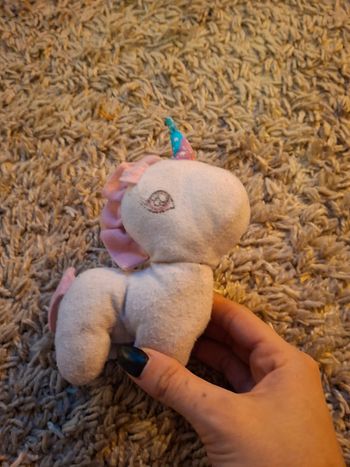 Petite peluche licorne enfant