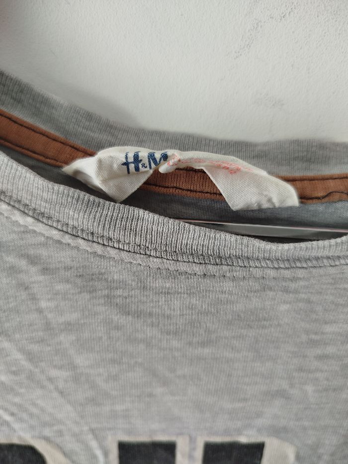 Tee-shirt H&M taille 12 ans - photo numéro 2